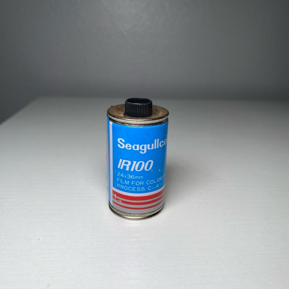 Seagullcolor IR100 24x36mm Film Canister - Blue